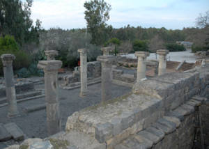 Ancient synagogue in Katzrin dating to Talmudic times. (Photo: galiltour.co.il)