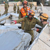 An IDF S&R team in action. (IDF)