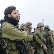 IDF soldiers train at the Golan Heights